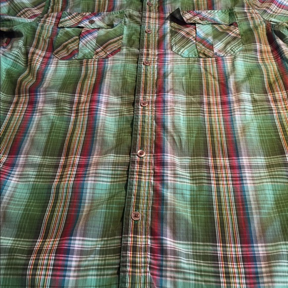FLAWLESS PRANA MENS SHIRT. GREAT PATTERN! - Picture 5 of 8